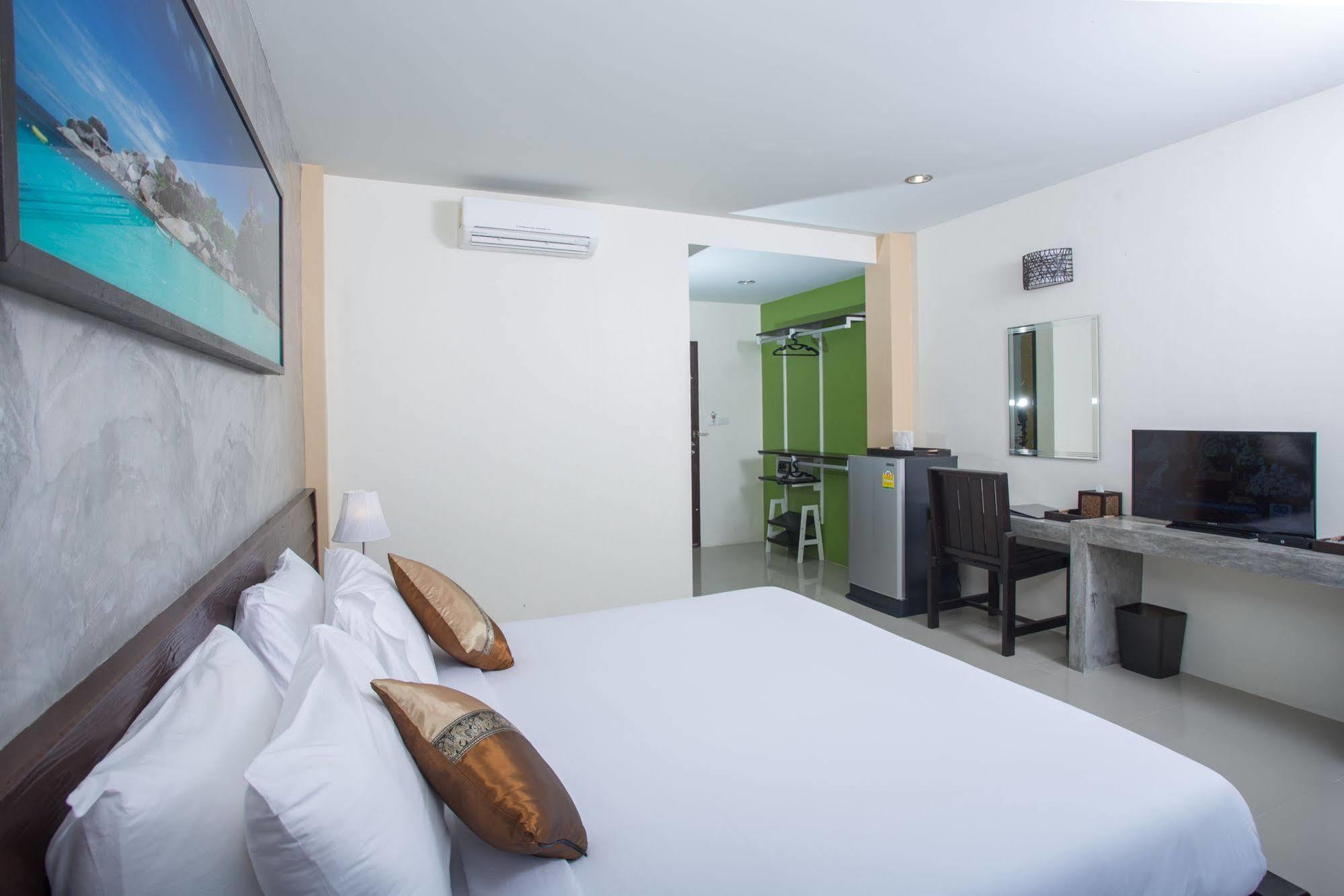 Khaolak Suthawan Resort - Sha Plus Khao Lak Exterior photo